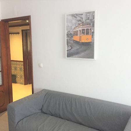 אמאדורה Apartamento Lisboa - Reboleira מראה חיצוני תמונה