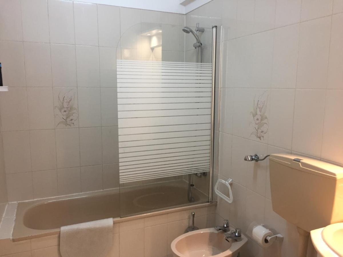 אמאדורה Apartamento Lisboa - Reboleira מראה חיצוני תמונה