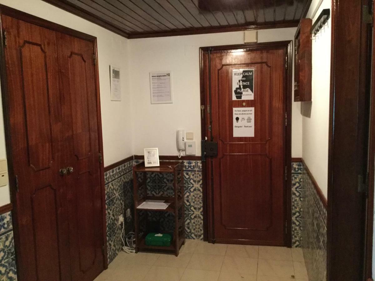 אמאדורה Apartamento Lisboa - Reboleira מראה חיצוני תמונה